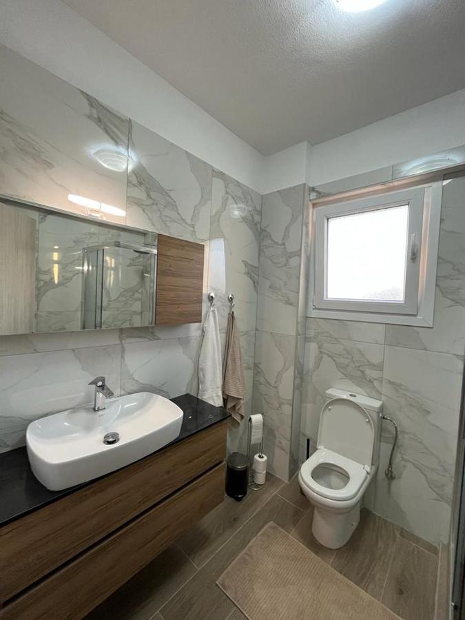 Blue Fish Luxury Villa نيكيتي المظهر الخارجي الصورة